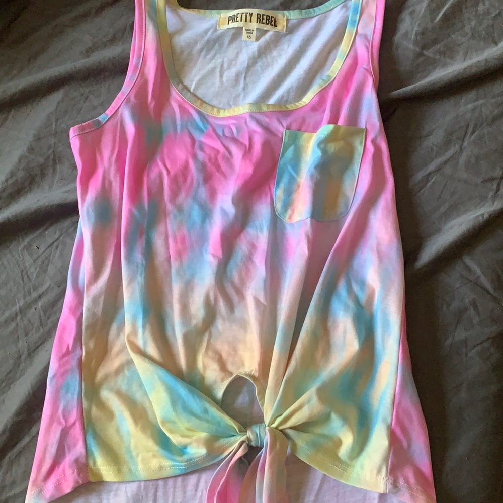 women’s tank top